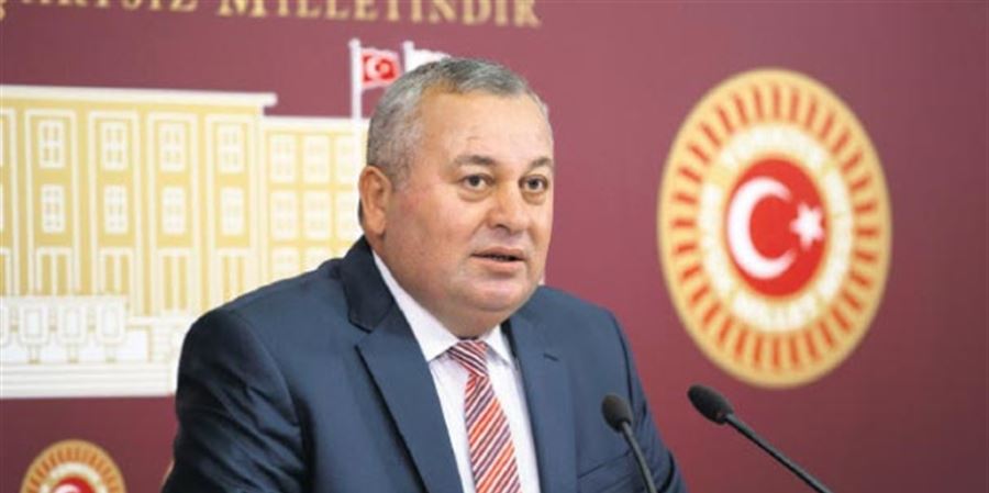 “TÜRK ORDUSU ŞEREFİMİZDİR”