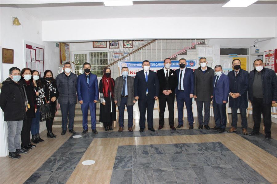 BEKYÜREK, RESİM SERGİSİ AÇILIŞINA KATILDI