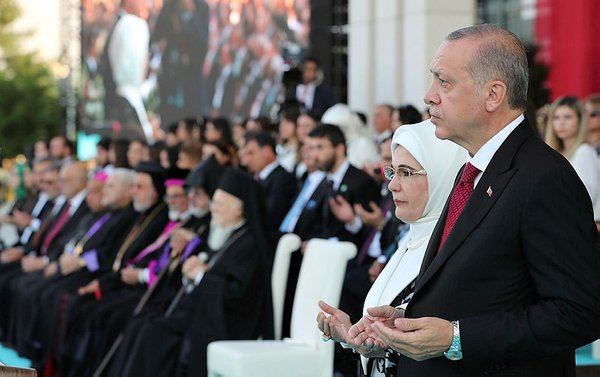 YEMİN EDEREK GÖREVİNE BAŞLADI