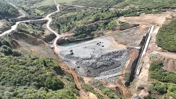 GÖLET İNŞAATLARI DEVAM EDİYOR