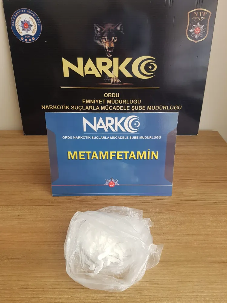 NARKOTİK GÖZ AÇTIRMIYOR