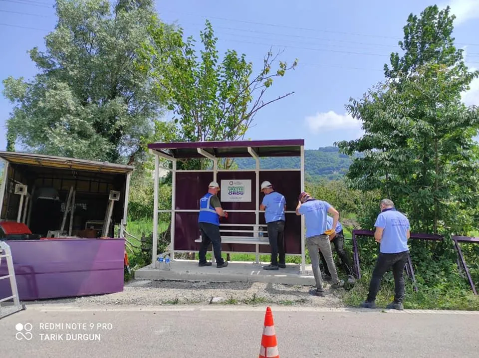 MAHKÛMLAR ÜRETİYOR!