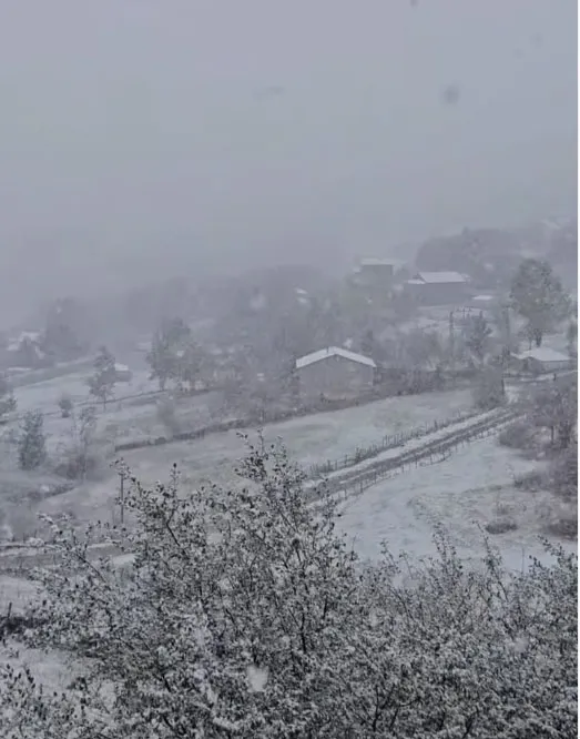 ORDU’NUN ZİRVELERİNE KAR YAĞDI!