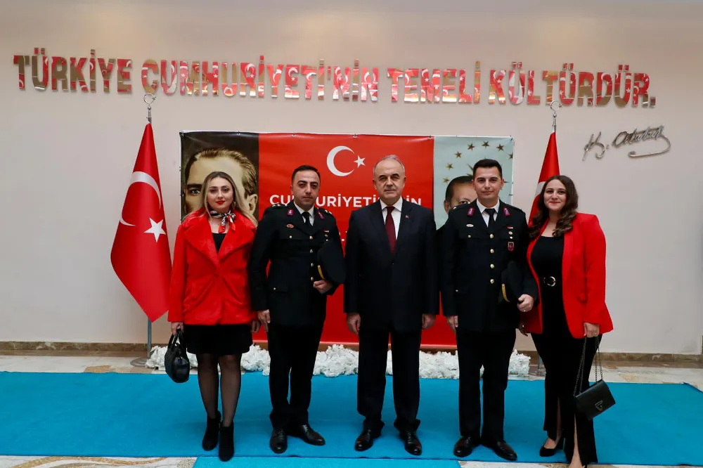 CUMHURİYET RESEPSİYONU!