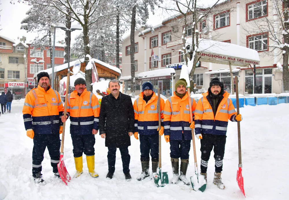 KAR KALINLIĞI 1 METREYE ULAŞTI
