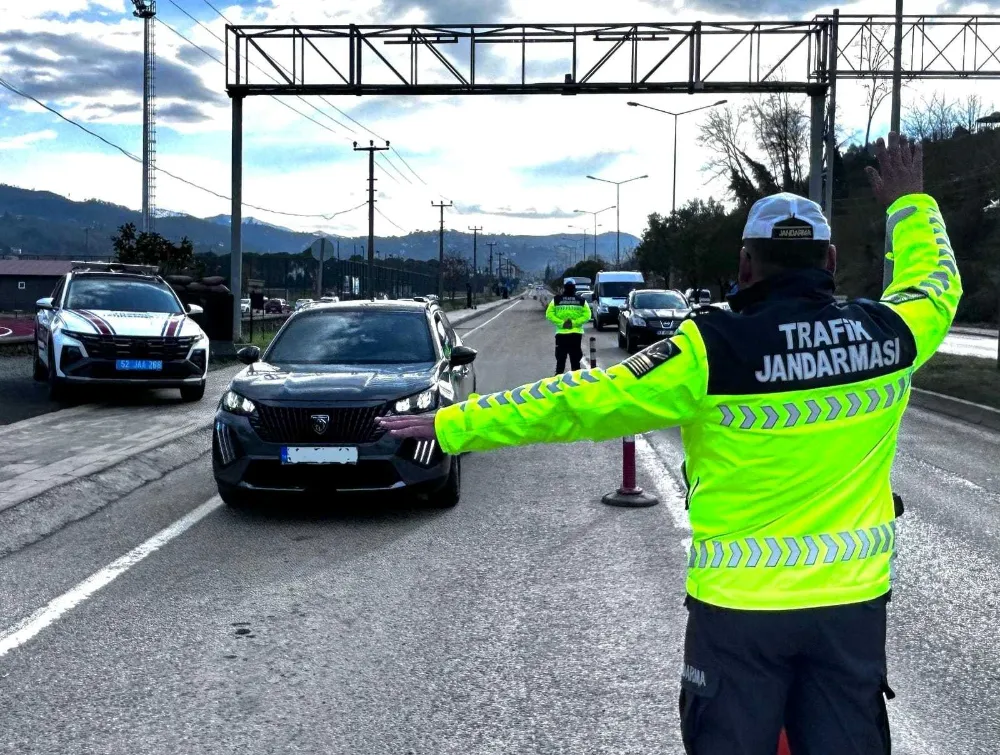 DAHA HUZURLU BİR ORDU İÇİN!