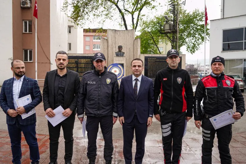 GURUR VE ONUR!
