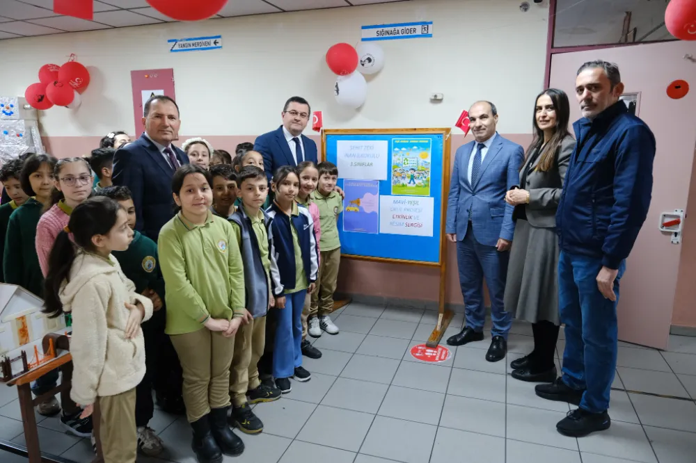 MİNİK ELLERDEN, BÜYÜK EMEK!