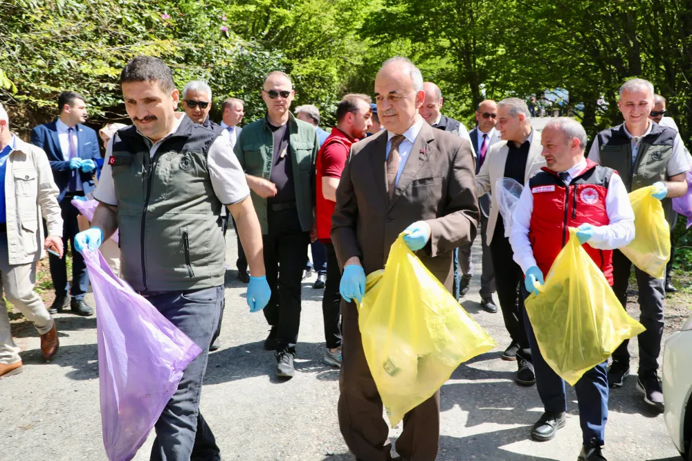 ÇÖPLER TEMİZLENDİ!
