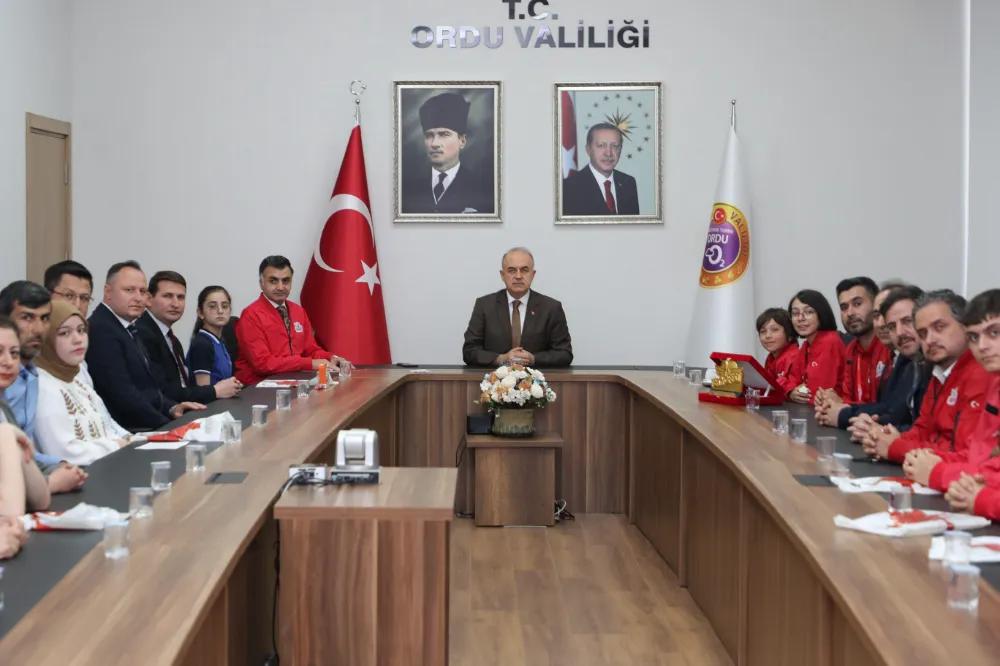 4 TAKIMA DAVET!