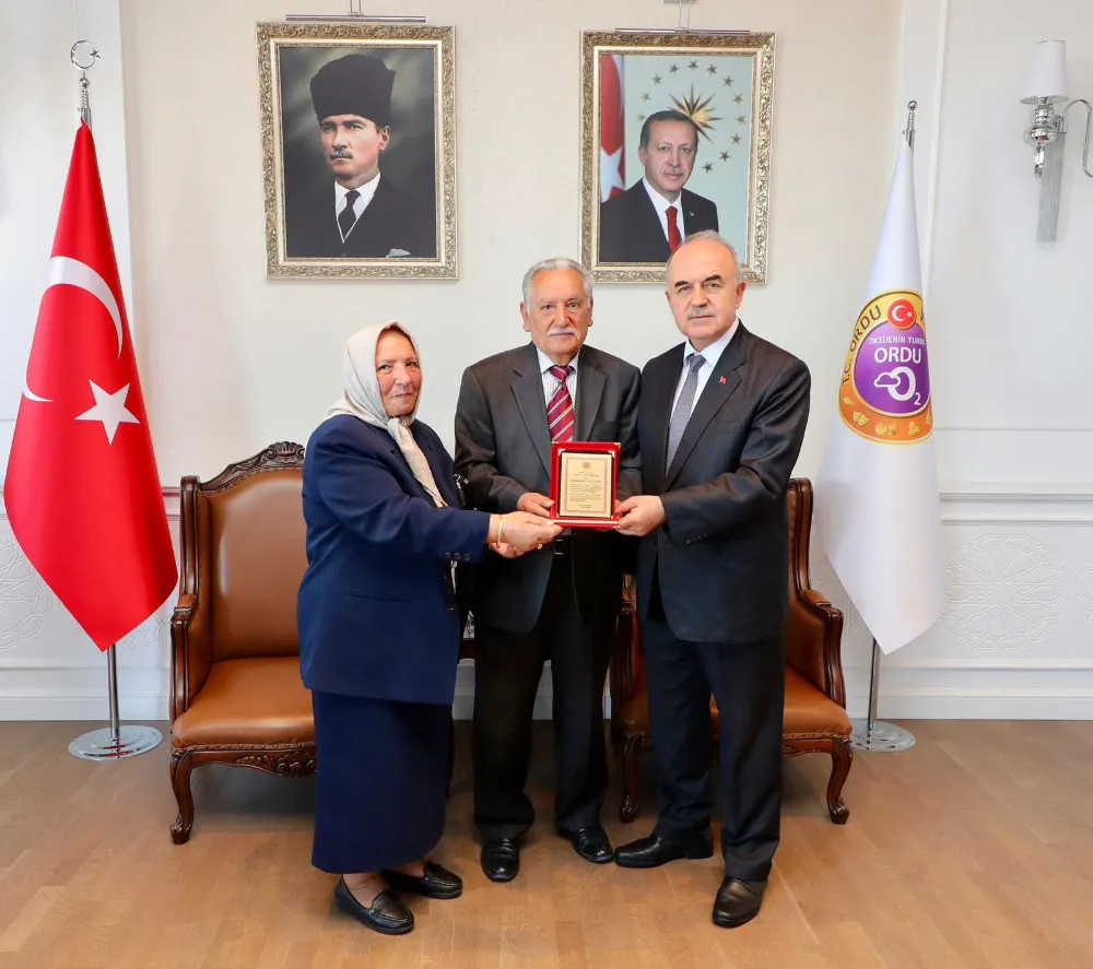 PLAKETLİ TEŞEKKÜR!