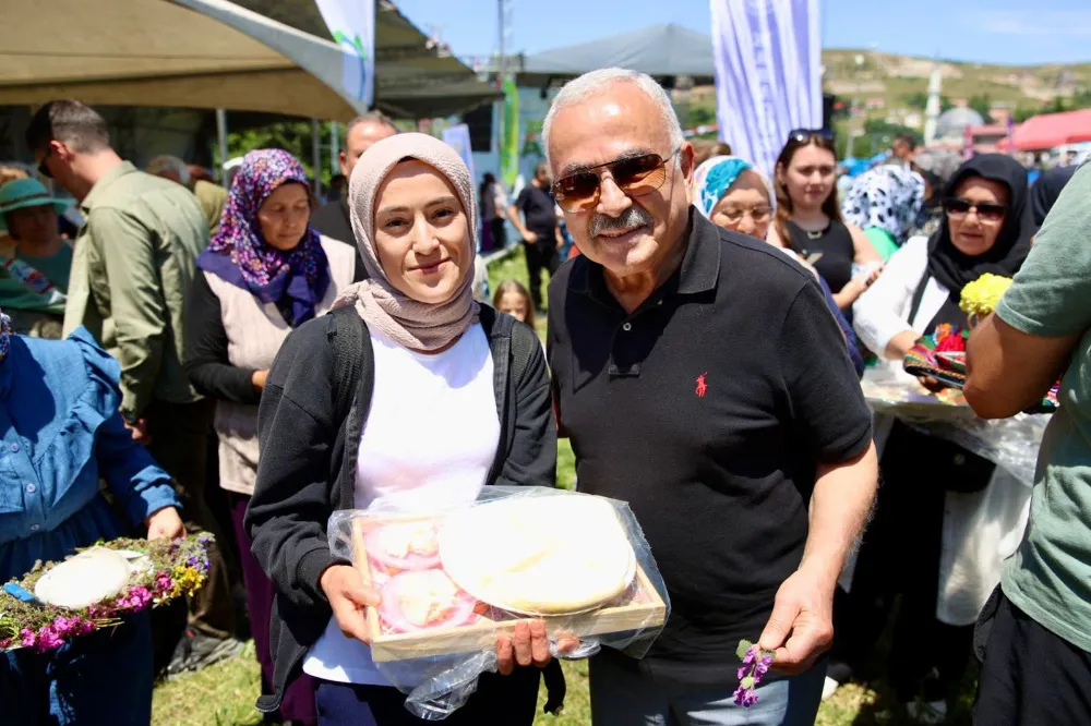 COŞKULU FESTİVAL!
