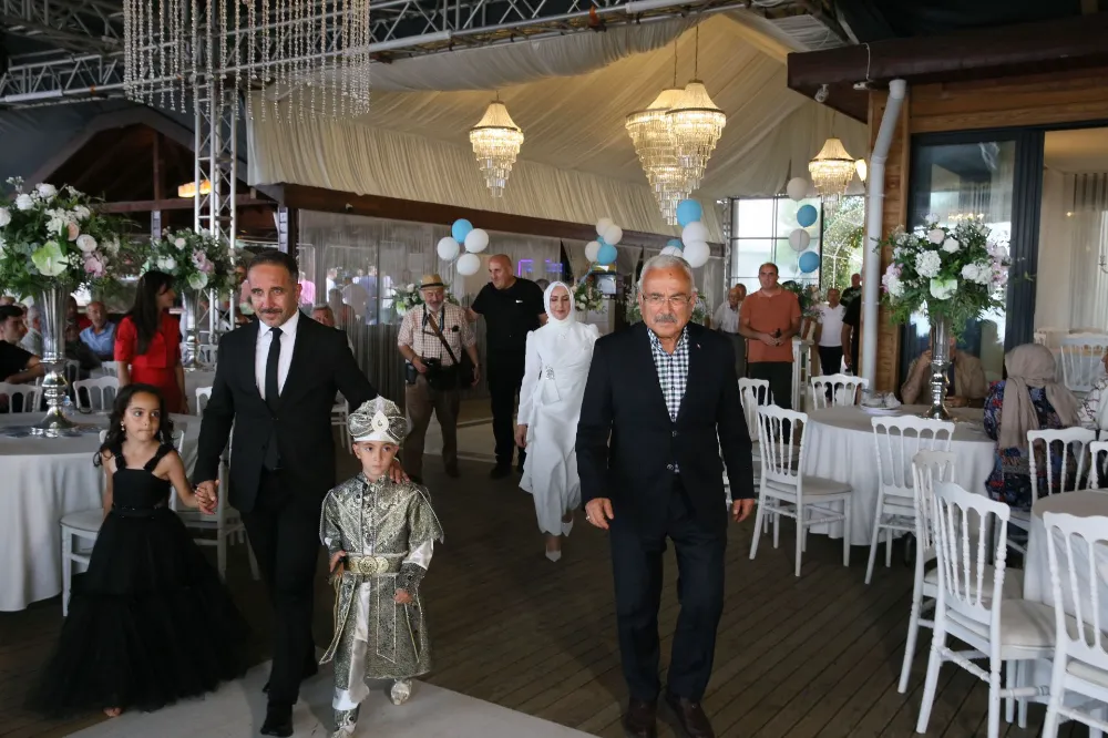 BAŞKAN ALBAYRAK’TAN, OĞLUNA SÜNNET TÖRENİ!