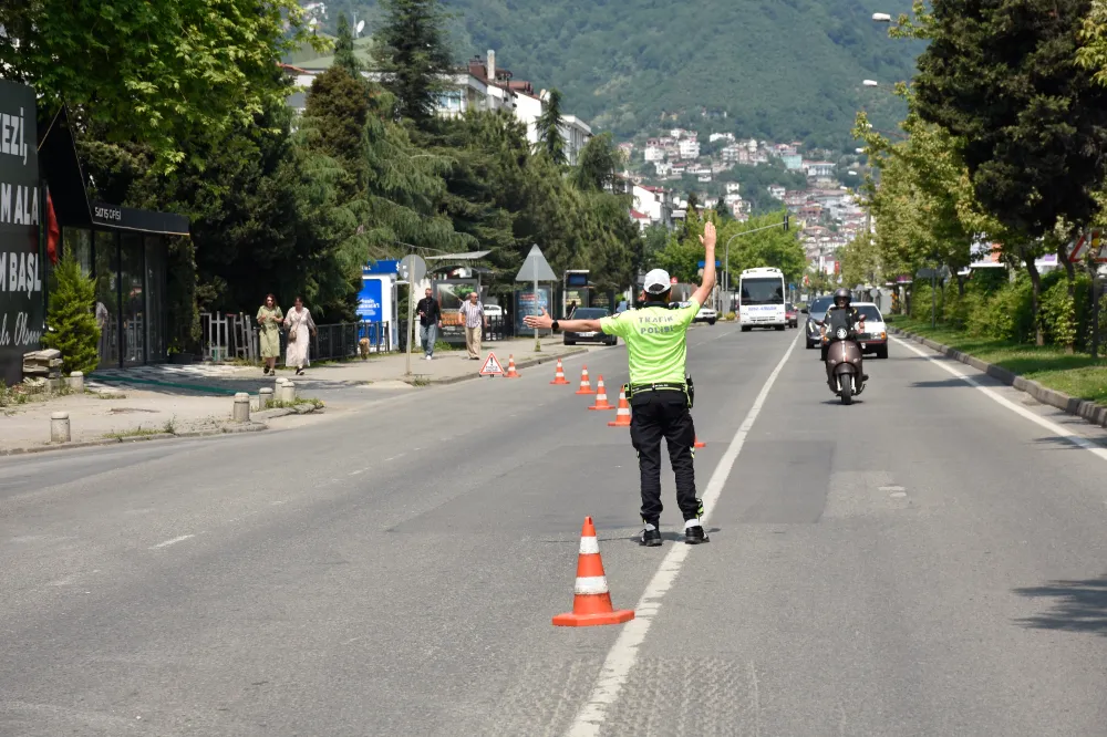16 BİN 96 ARAÇ KONTROL EDİLDİ