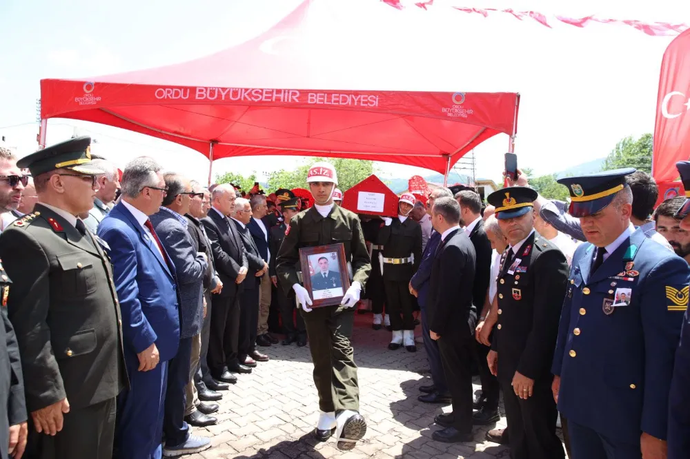 BİR YİĞİT DAHA GEÇTİ GİTTİ!