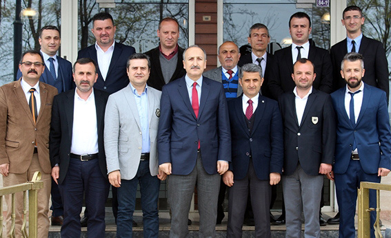 İMZALAR ÖĞRENCİLER İÇİN ATILDI