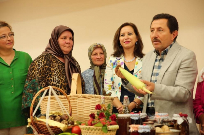 ?KADIN ÇİFTÇİLERİMİZ FRANSA?DA KALKINMA MODELLLERİNİ GÖRECEK?
